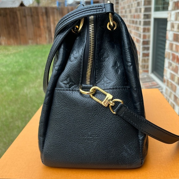 LV Ponthiue PM - Picture 9 of 14